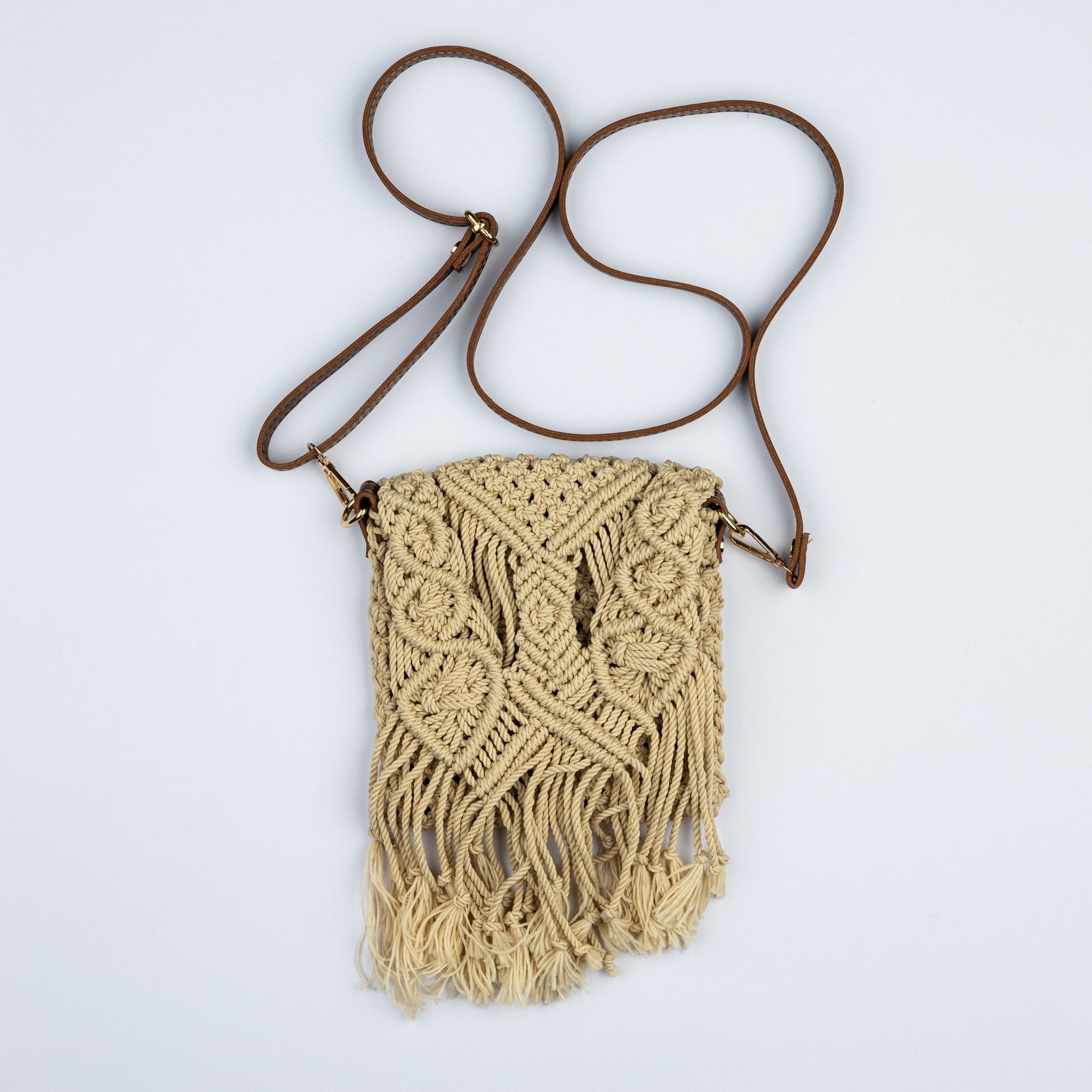 Macrame Minimalist Secondary image